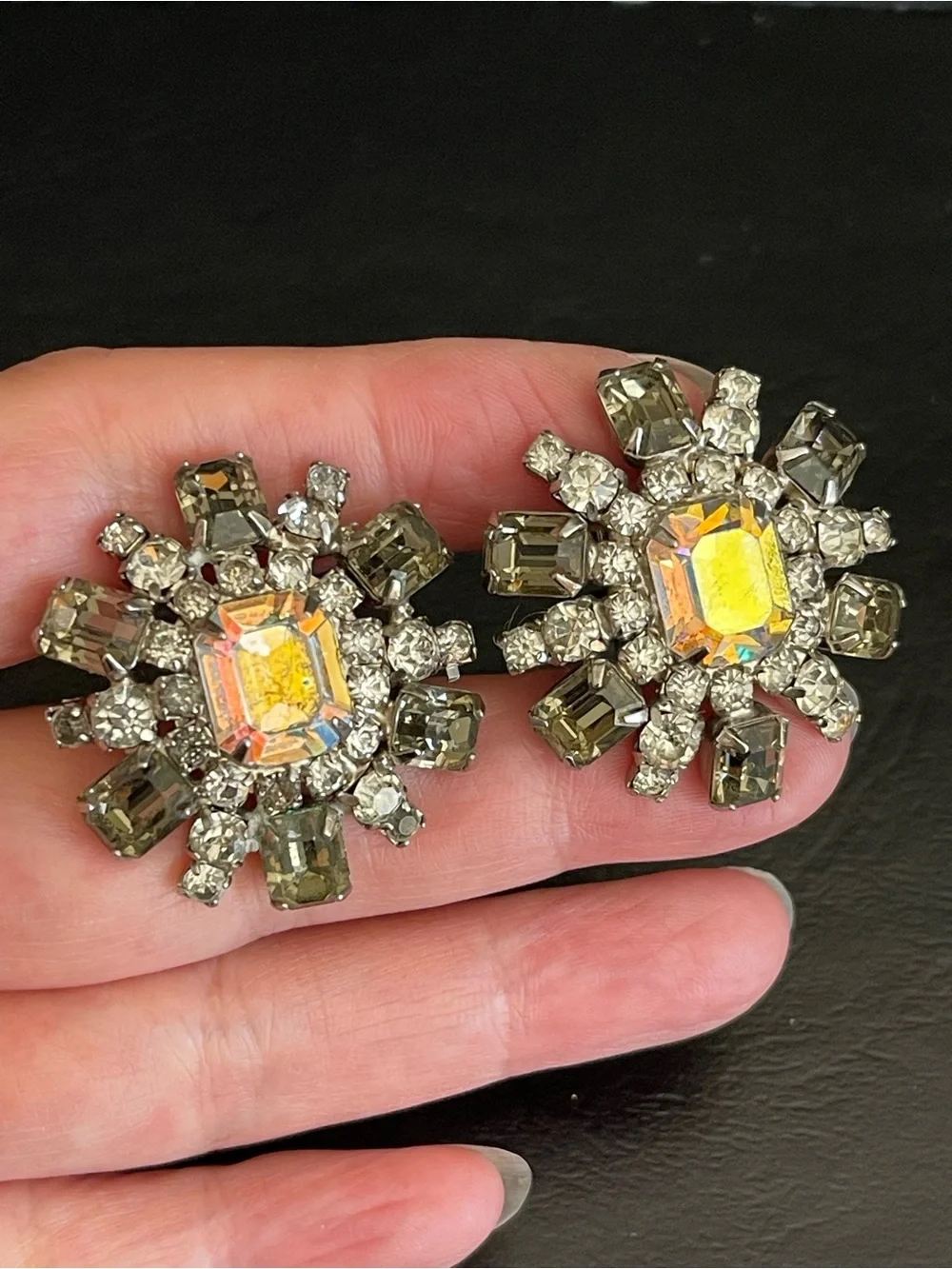 Vintage silver tone rhinestone cuff Links.